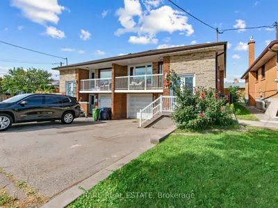 4 Hisey [Basement] Crescent, Toronto W05, ON M3N 1V1