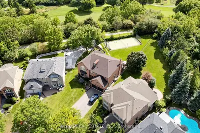 30 Casper Crescent, Brampton, On L6w 4n2