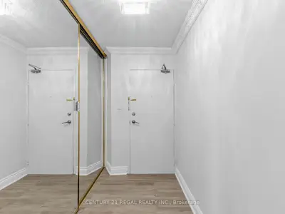 234 Albion Road 2105, Toronto, On M9w 6a5