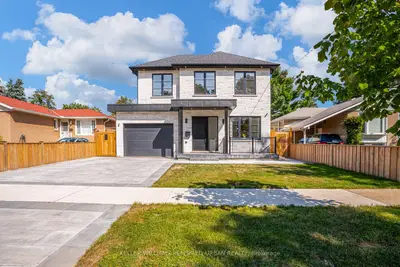 5 Bradbury Crescent, Toronto, On M9c 4b1