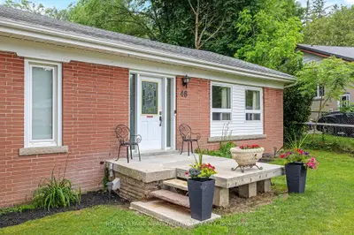 46 Hewson Crescent, Halton Hills, On L7g 2n9