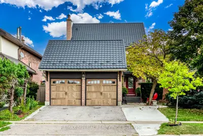 301 Kingsbridge Garden Circle, Mississauga, On L5r 1l2