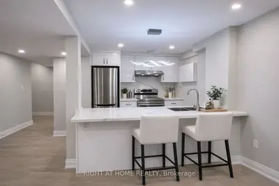 3551 Autumnleaf Crescent Lower, Mississauga, On L5l 1k6