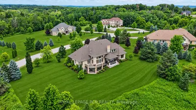 7 Proctor Avenue, Caledon, On L7e 4e7