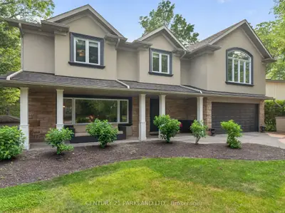 1302 Hillview Crescent, Oakville, On L6h 2c7
