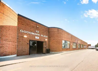 32 Goodmark Place 3, Toronto, On M9w 6j4