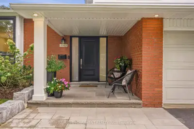 3368 GUILDWOOD Drive, Burlington, ON L7N 1L5