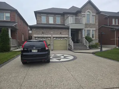 10 Twin Falls Road, Brampton, On L6y 0v4