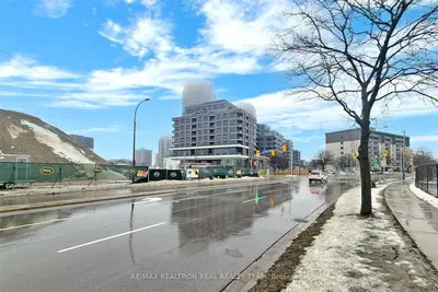 10 Gibbs Road 608, Toronto, On M9b 0e3