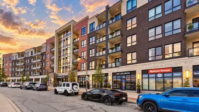 150 Oak Park Boulevard 4, Oakville, On L6h 0e7