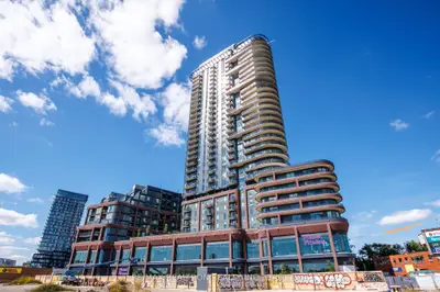 1185 Dupont Street 1402, Toronto, On M6h 2a6
