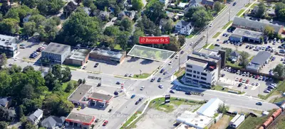 17 Bronte Street S, Milton, On L9t 1z2