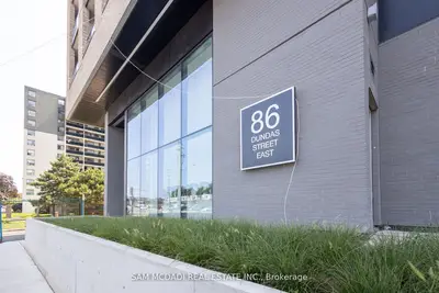 86 Dundas Street E 1517, Mississauga, On L5a 0b1