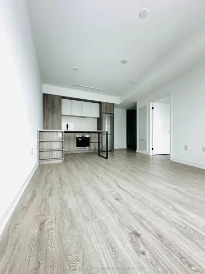 2495 Eglinton Avenue W 913, Mississauga, On L5m 2t2