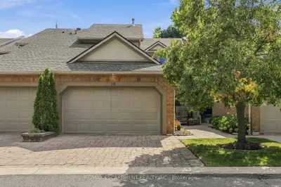 1724 The Chase 15, Mississauga, On L5m 4p2