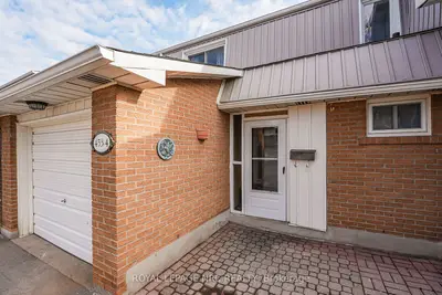 453 Woodview Road 4, Burlington, On L7n 2z9