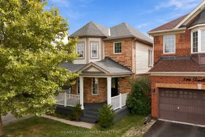 392 TONELLI Lane, Milton, ON L9T 0N4
