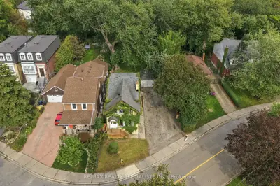 67 Twenty Seventh Street, Toronto, On M8w 2x2