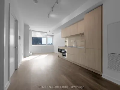 28 Ann Street 217, Mississauga, On L5g 0e1