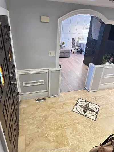 7076 Harwick Drive, Mississauga, On L4t 3a4