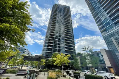 9 Valhalla Inn Road 1811, Toronto, On M9b 0b2