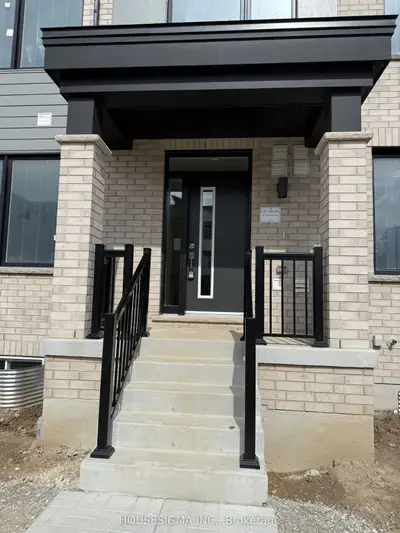 94 Fieldfare Road, Brampton, On L7a 0b8