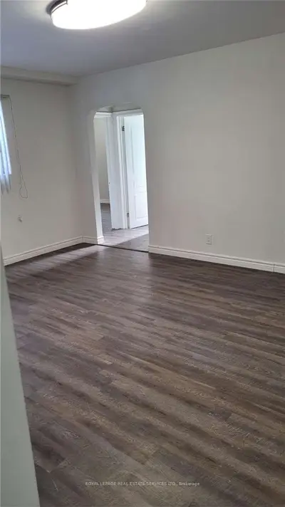 55a Long Branch Avenue 102, Toronto, On M8w 3j1