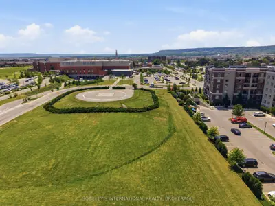 610 Farmstead Drive 126, Milton, On L9t 8x5