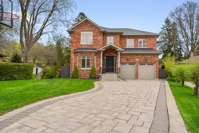 9 Cheshire Drive, Toronto, On M9b 2n7