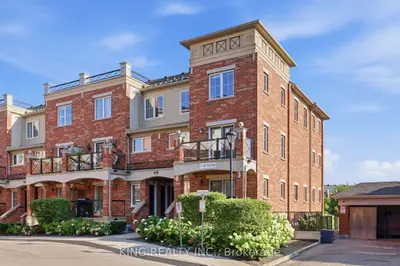 35 Hays Boulevard 8, Oakville, On L6h 0j1