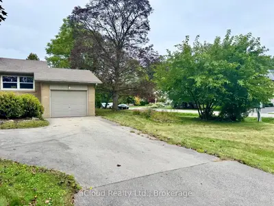 122 Selgrove Crescent, Oakville, On L6l 1l3
