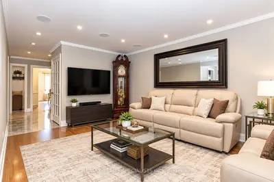 52 Abelard Avenue, Brampton, On L6y 2k8