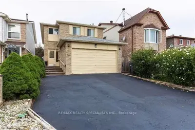 52 Abelard Avenue, Brampton, On L6y 2k8