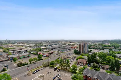 215 Queen Street E 1503, Brampton, On L4w 0a9