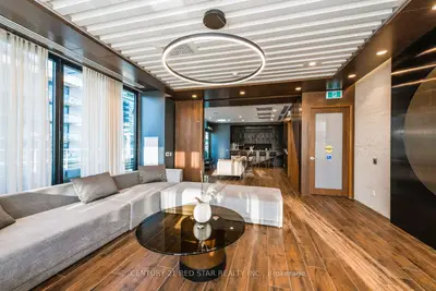 70 Annie Craig Drive 4801, Toronto, On M8v 0c4