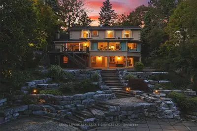 3278 Credit Heights Drive, Mississauga, On L5c 2l7