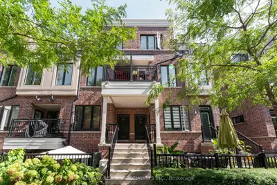 120 Twenty Fourth Street 34, Toronto, On M8v 0b9