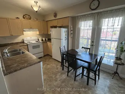 1487 Maple Avenue 401, Milton, On L6t 0b7