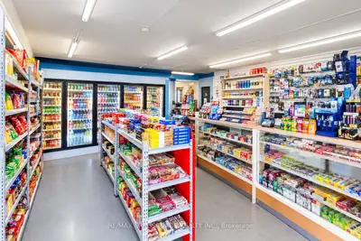 2247 Hurontario Street, Mississauga, On L5a 2g2