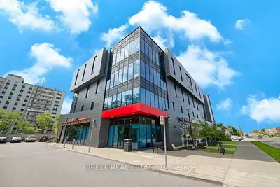 250 Dundas Street West Street 208, Mississauga, On M7a 1g1