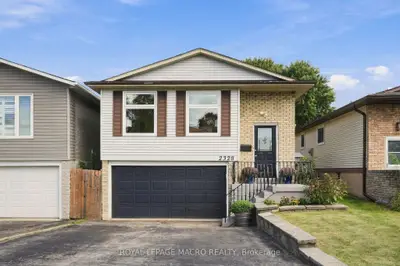 2328 Malcolm Crescent, Burlington, On L7p 4h4