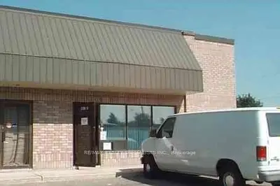 38 Regan Road 2, Brampton, On L7a 1c6