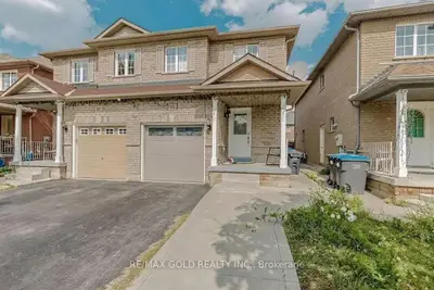 35 Ridgefield Court, Brampton, On L6p 1b4