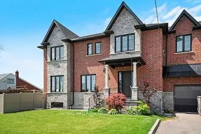 10 Sunray Crescent, Toronto, On M3m 2c5