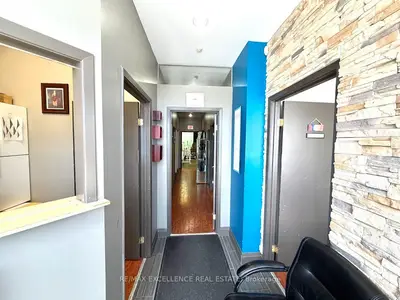 4025 Brandon Gate Drive 2, Mississauga, On L4t 3z9
