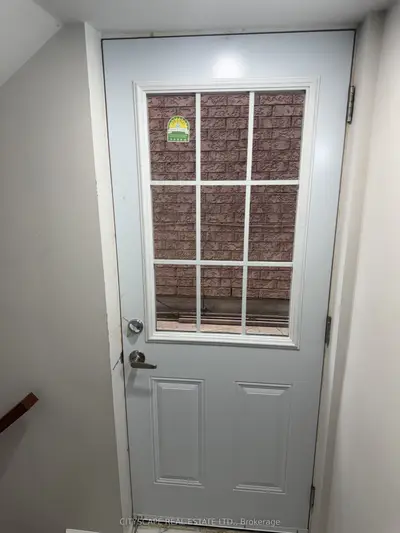 6 Lucky Lane Bsmt, Brampton, On L6r 3m3