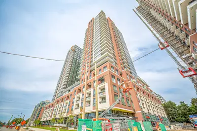 4010 Eglinton Avenue W 2613, Toronto, On M9a 0g5