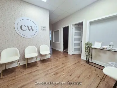 3485 Rebecca Street 213, Oakville, On L6l 6x9