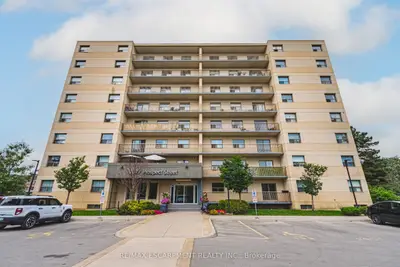 2077 Prospect Street 104, Burlington, On L7r 1z4