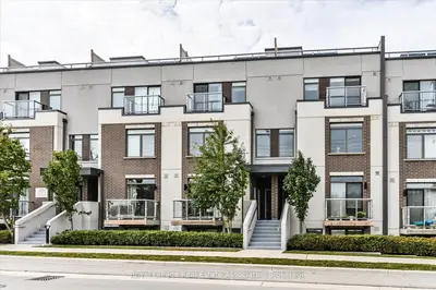 3058 Sixth Line 204, Oakville, On L6m 1p8